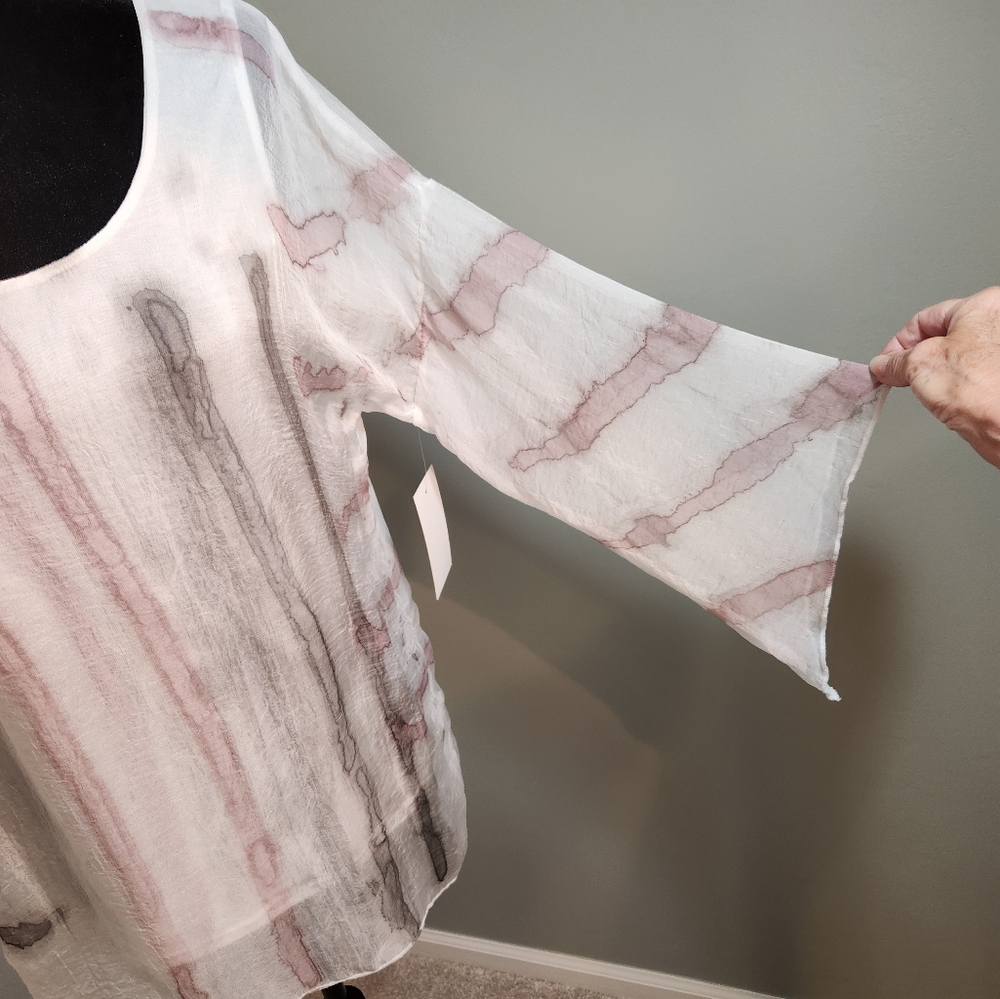 😀  3 For $15 Flew De Lis Sheer 2 Layer Top